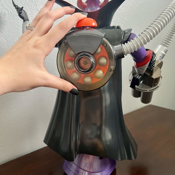 Disney Toy Story Evil Emperor Zurg Talking 15" Action Figure. - Picture 4 of 7